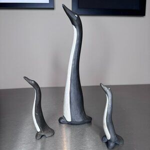Daniel Martineau Elegant Penguin Sculptures (3 Pieces) – Handcrafted Ceramic Art